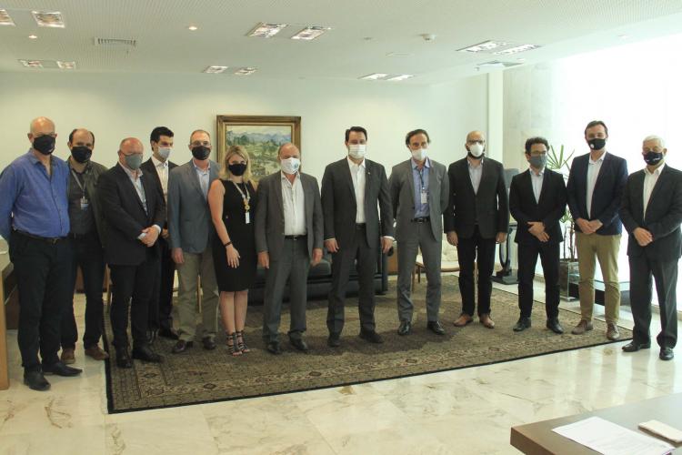 Paraná vai ter autossuficiência energética em 246 prédios públicos