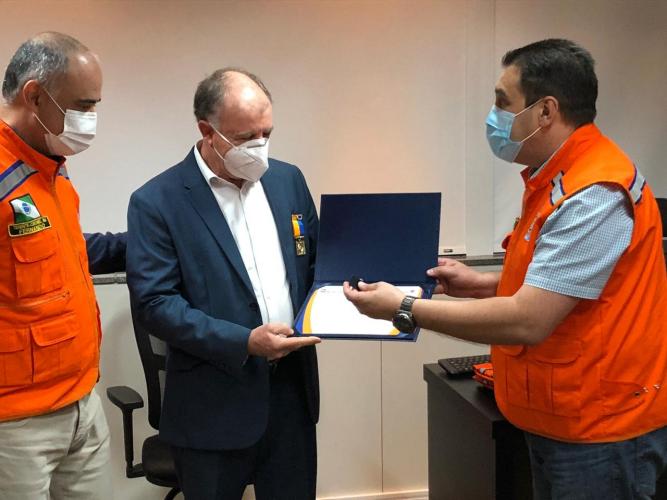 Secretário Ortega recebe Medalha de Mérito da Defesa Civil