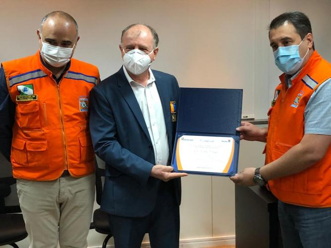 Secretário Ortega recebe Medalha de Mérito da Defesa Civil