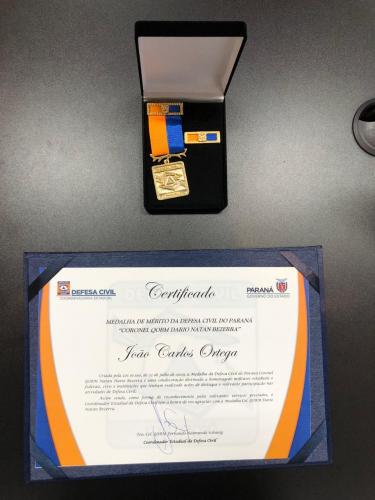 Secretário Ortega recebe Medalha de Mérito da Defesa Civil