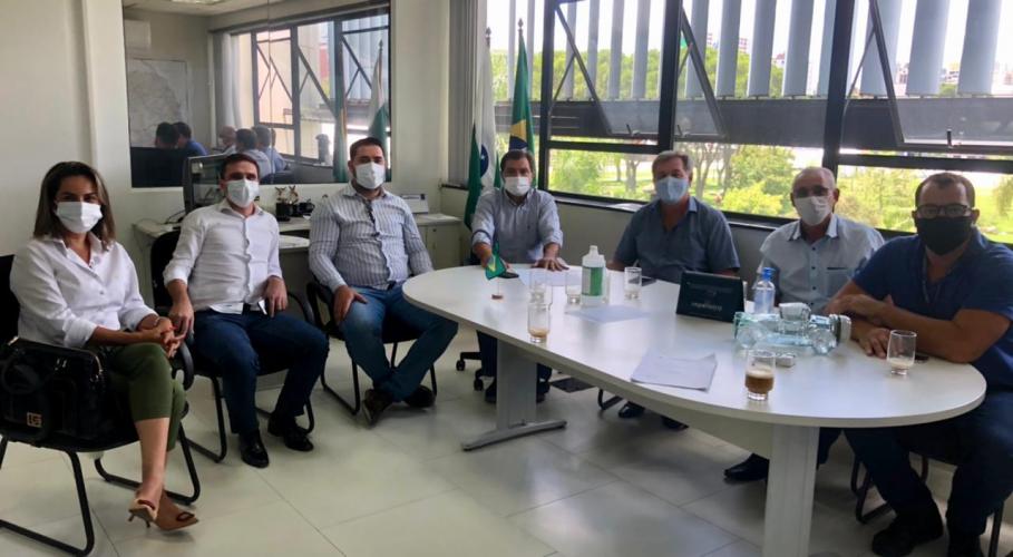 Prefeitos apresentam demandas da população ao diretor-geral da SEDU