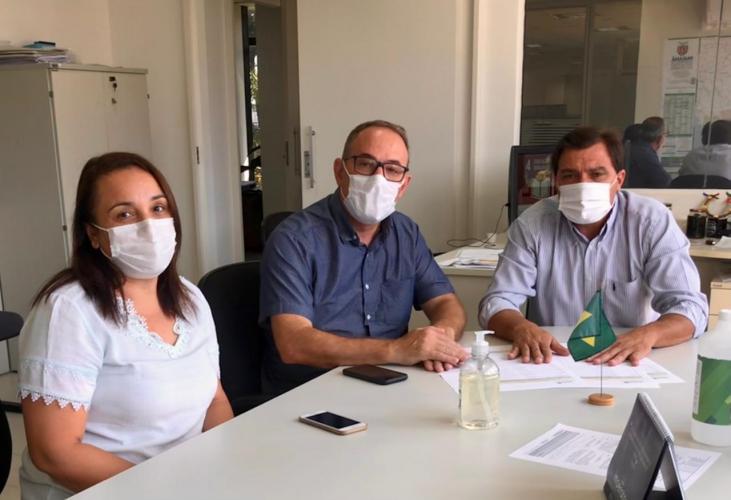 Prefeitos apresentam demandas da população ao diretor-geral da SEDU