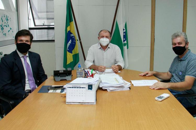 Prefeitos do Paraná levam a Ortega e Tasso as demandas de seus Municípios