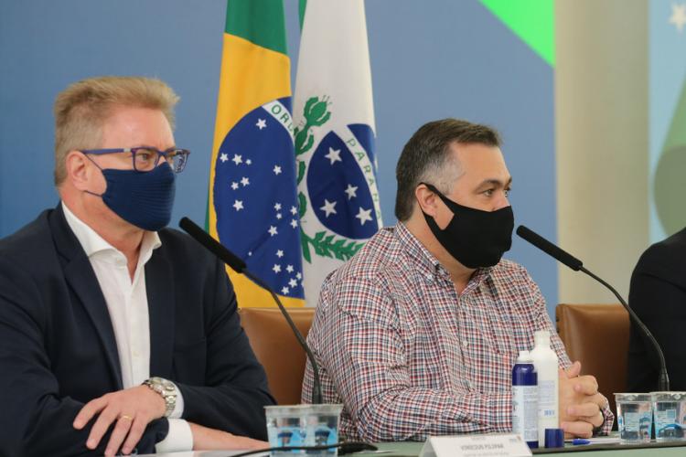 Governo decreta fechamento de atividades não essenciais para conter a COVID-19