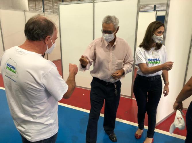 Municípios do Paraná aderem à Vacinação de Domingo a Domingo