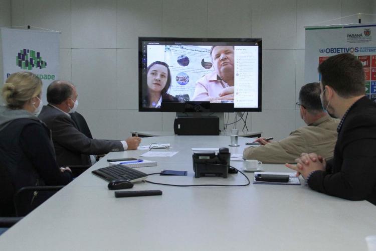 Videoconferências mostram trabalho da SEDU / Paranacidade a prefeitos dos 399 Municípios