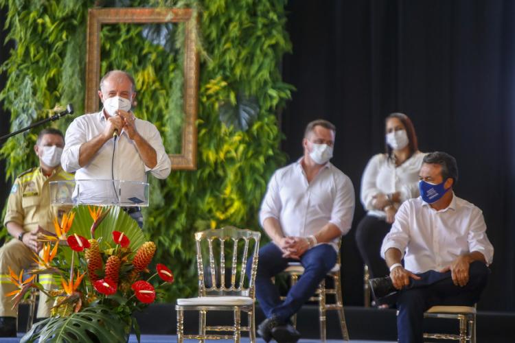 Governador entrega obras no aniversário de 250 anos de Guaratuba