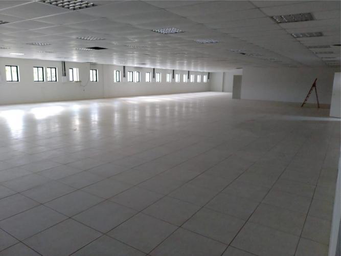 Esperada há quase 20 anos, obra do Tecnocentro de Londrina entra na última fase As obras do Tecnocentro de Londrina, no Norte do Estado, localizado no Parque Tecnológico Francisco Sciarra, entram na última fase, após a retomada das atividades em dezembro de 2019. Com previsão de entrega para os próximos meses, a conclusão foi possível com a liberação de R$ 2,9 milhões do Governo do Estado, via Secretaria do Desenvolvimento e de Obras Públicas (SEDU). “É uma obra esperada há quase 20 anos”, lembra o secretár