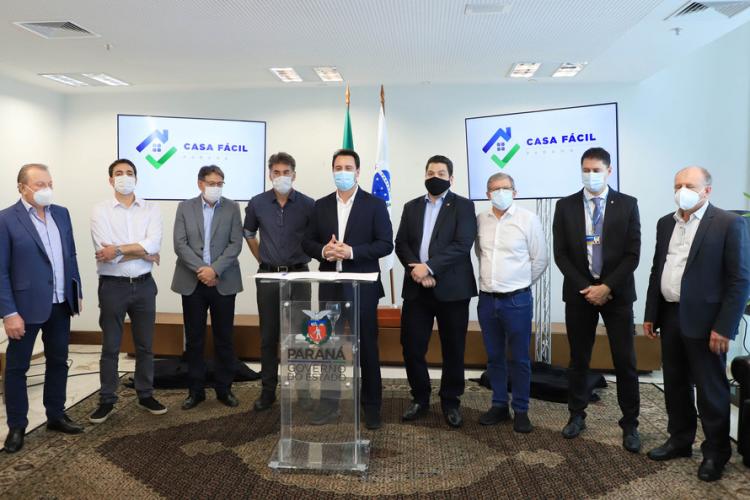 Governador libera subsídio para custeio de entrada da casa própria a 2.371 famílias