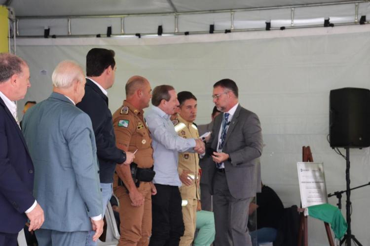 Governador inaugura Detranzinho, minicidade voltada à educação das crianças