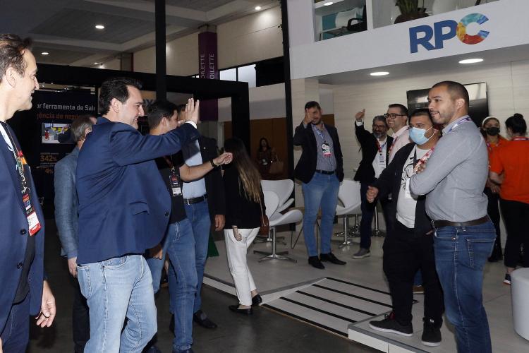 Governo lança Programa Geração Paraná Digital para ampliar capacitação em TI e criar um celeiro de cérebros inovadores