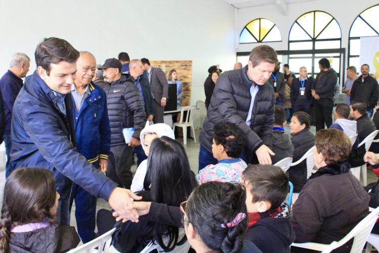 Governo e Prefeitura de Curitiba promovem mutirão de Cidadania no Bairro Cajuru