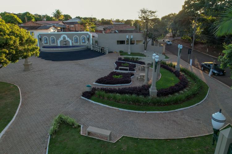 Com investimento de R$ 8,3 milhões do Estado, Leópolis ganha Praça e Centro de Convivência