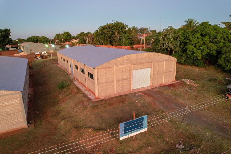 Com investimento de R$ 8,3 milhões do Estado, Leópolis ganha Praça e Centro de Convivência