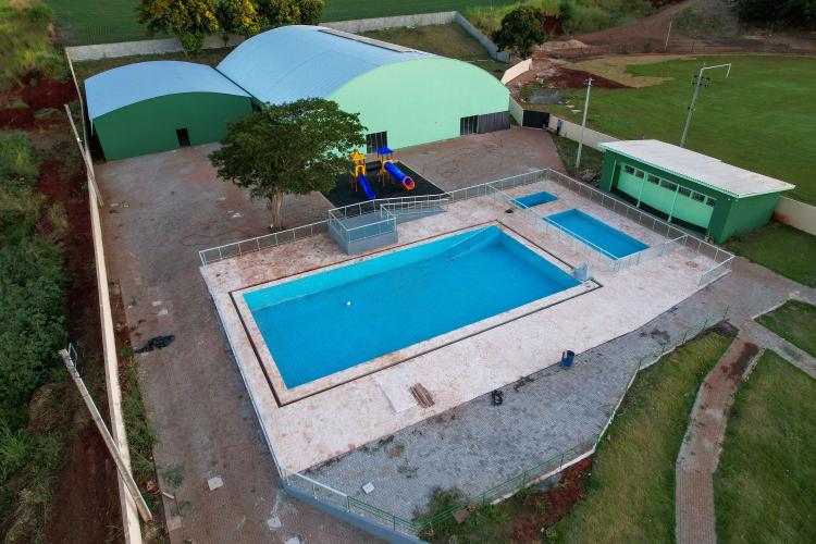 Com investimento de R$ 8,3 milhões do Estado, Leópolis ganha Praça e Centro de Convivência