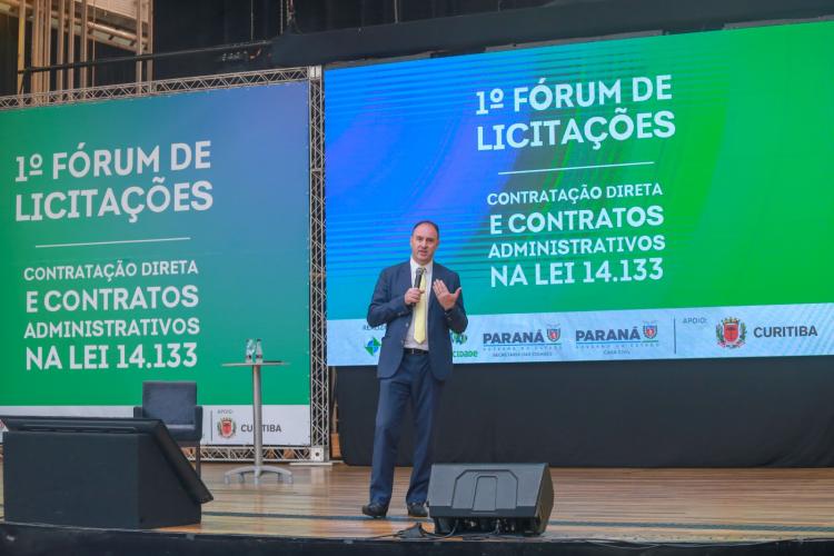 Governo reúne mais de 900 técnicos municipais em Fórum sobre Nova Lei de Licitações