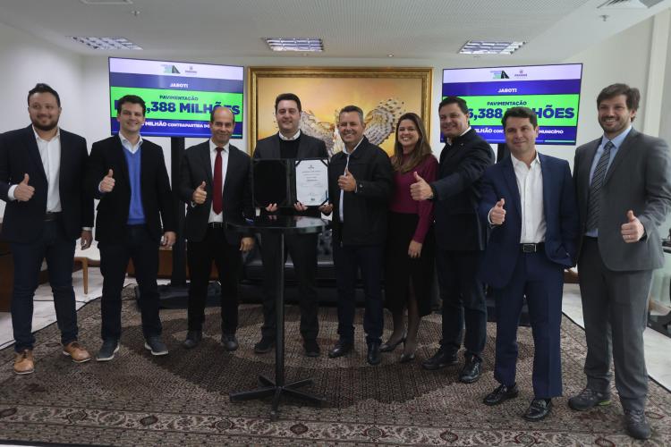 Governador libera mais R$ 31,6 milhões do Programa Asfalto Novo, Vida Nova a seis Municípios