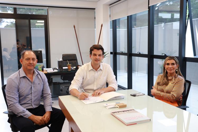 Governo do Estado libera R$ 1,3 milhão para pavimentação em Porto Amazonas