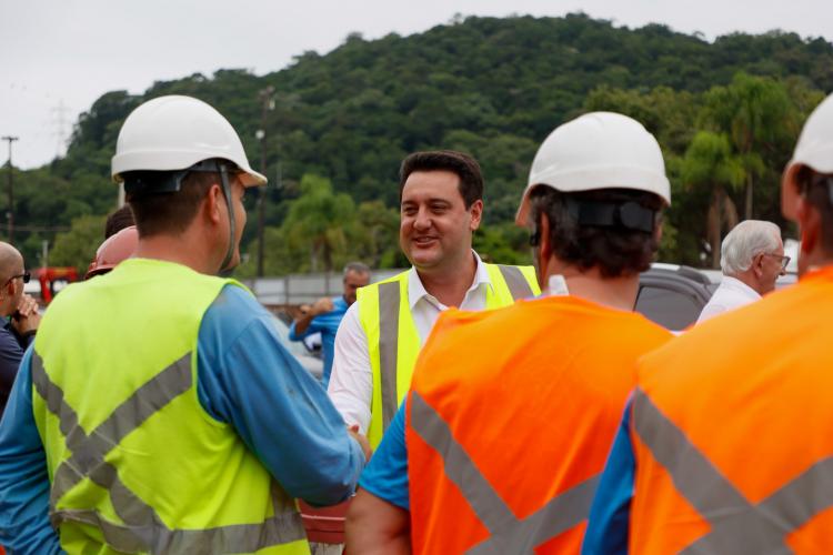 Dia Histórico: com nova licença, Estado libera obras da Ponte de Guaratuba