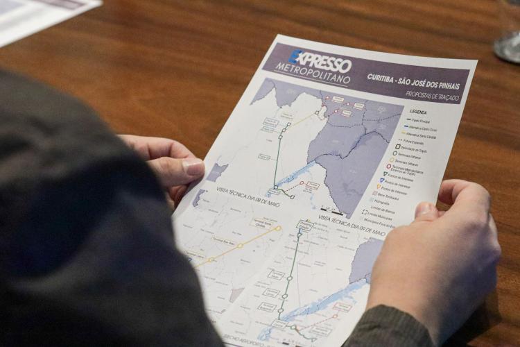 Governo e BNDES iniciam estruturação de VLT entre Curitiba e São José dos Pinhais