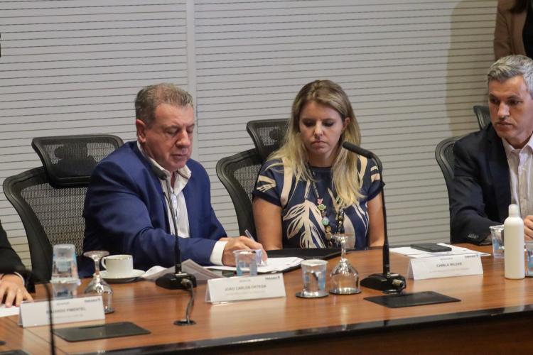 Governo e BNDES iniciam estruturação de VLT entre Curitiba e São José dos Pinhais