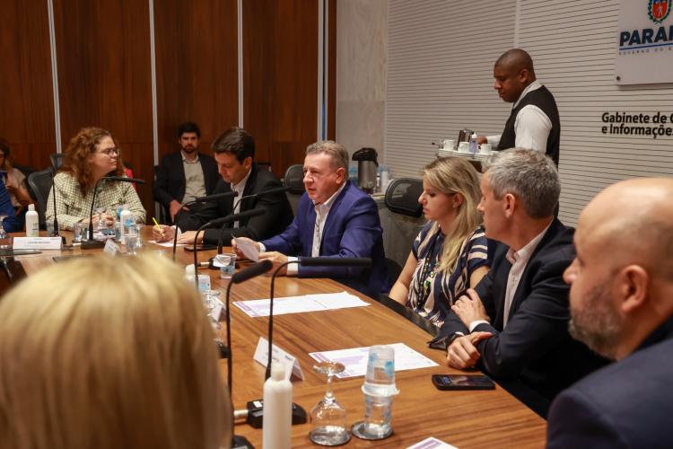 Governo e BNDES iniciam estruturação de VLT entre Curitiba e São José dos Pinhais