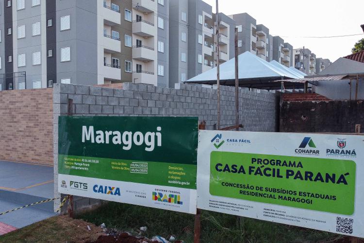 Com o apoio do Estado, 200 moradores de Maringá ganham as chaves da Casa Própria