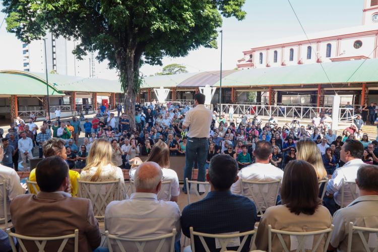 Asfalto, Viaduto, UBS e Sede da PM: Ratinho Junior libera pacotão de obras para Cambé