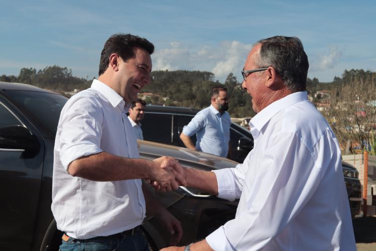 Estado investirá R$ 46,8 milhões em Sengés para Pavimentação e construção de Escola