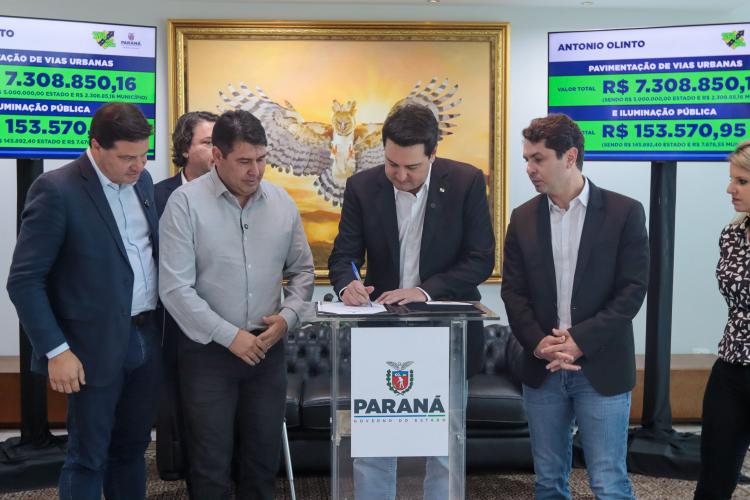 Governo libera R$ 45,1 milhões para 10 Cidades no Programa Asfalto Novo, Vida Nova