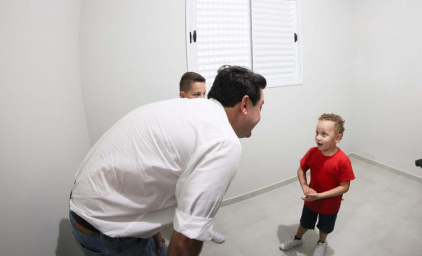 Governador inaugura Bairro Planejado e anuncia R$ 106 milhões da Sanepar em Cianorte