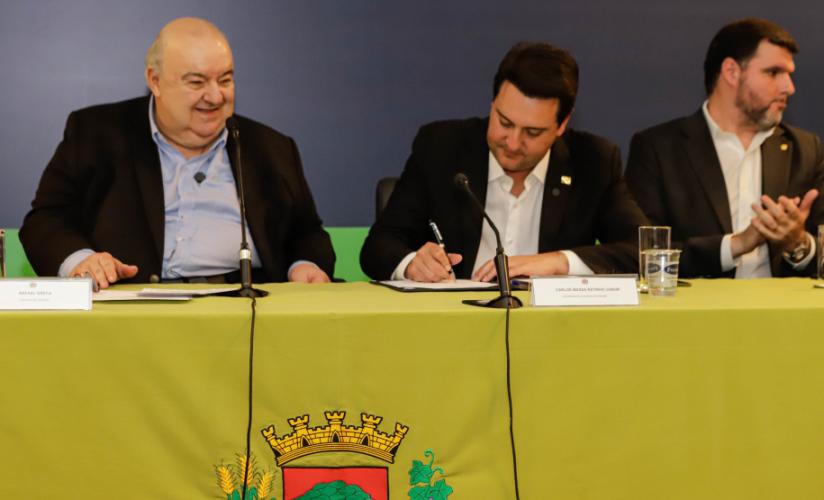 Estado anuncia R$ 41,1 milhões para pavimentação e construção de Praça em Curitiba