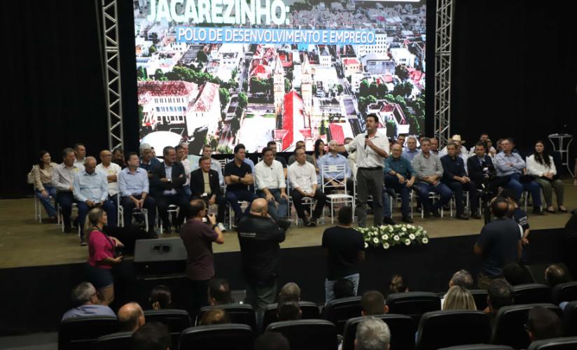 Com apoio do Estado, Jacarezinho alcança R$ 1 bilhão em investimentos privados