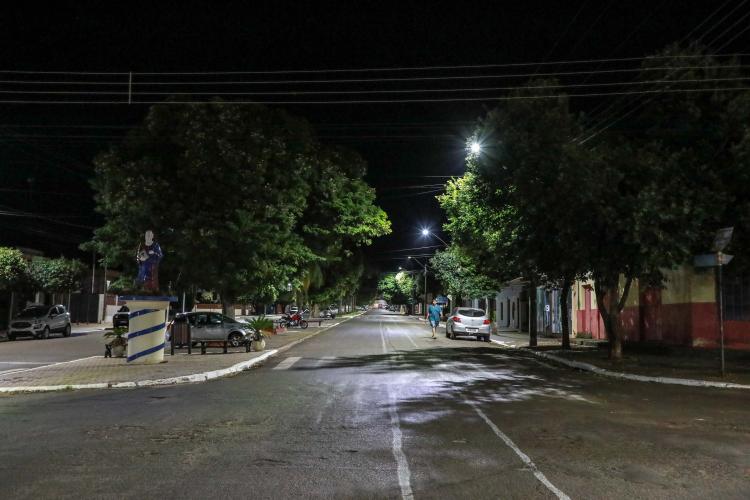 Pela primeira vez, mais de 50% das Luminárias dos Municípios paranaenses são LED