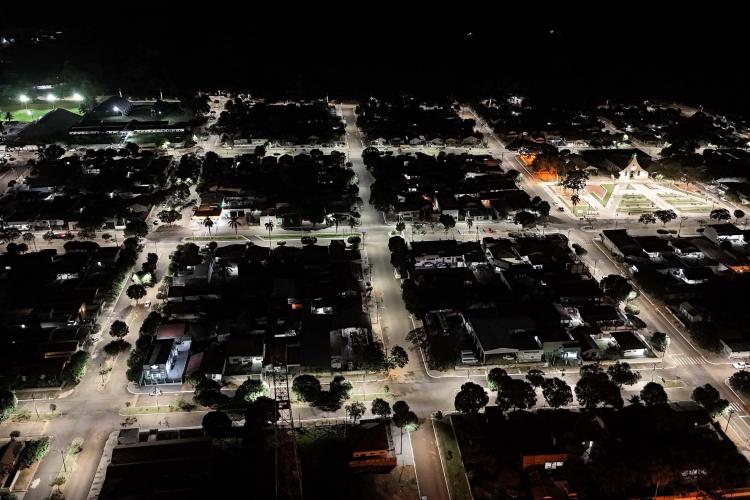 Pela primeira vez, mais de 50% das Luminárias dos Municípios paranaenses são LED