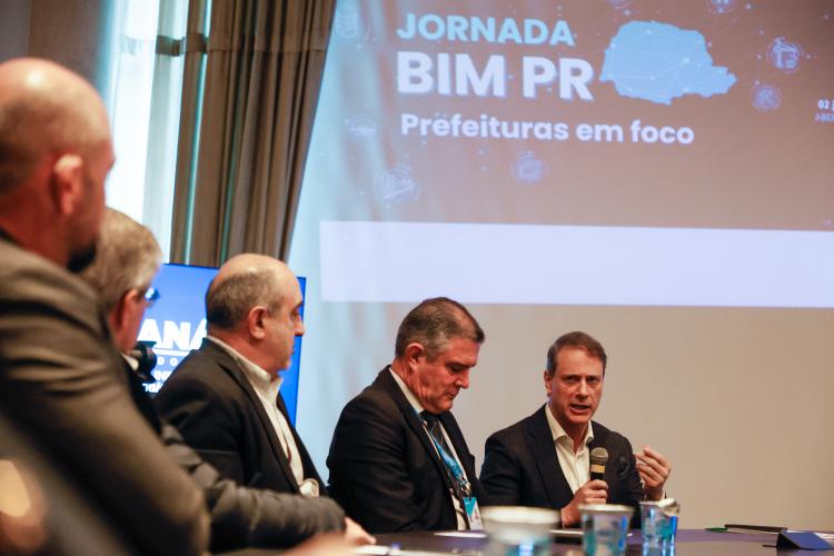 Estado capacita servidores municipais para aplicação de metodologia BIM em obras