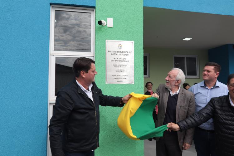 Governo inaugura obras e anuncia novos investimentos para Quedas do Iguaçu