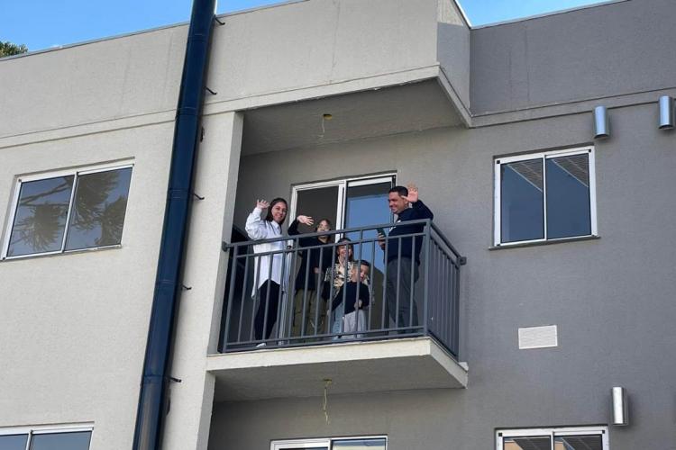 COHAPAR entrega Residencial com 144 Apartamentos em Araucária