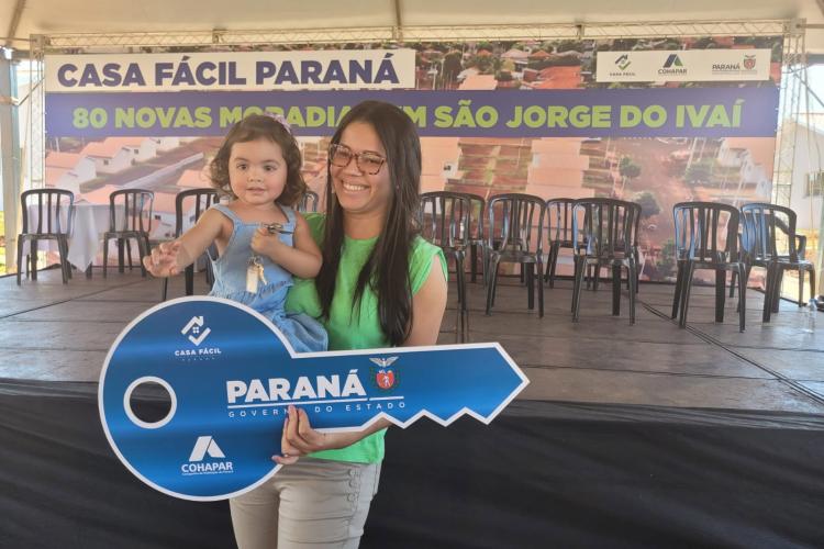 COHAPAR entrega 80 unidades habitacionais a famílias de São Jorge do Ivaí