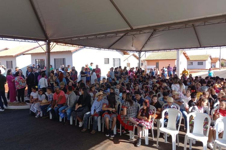 110 famílias de Sabáudia recebem chaves da Casa Própria com subsídio do Estado