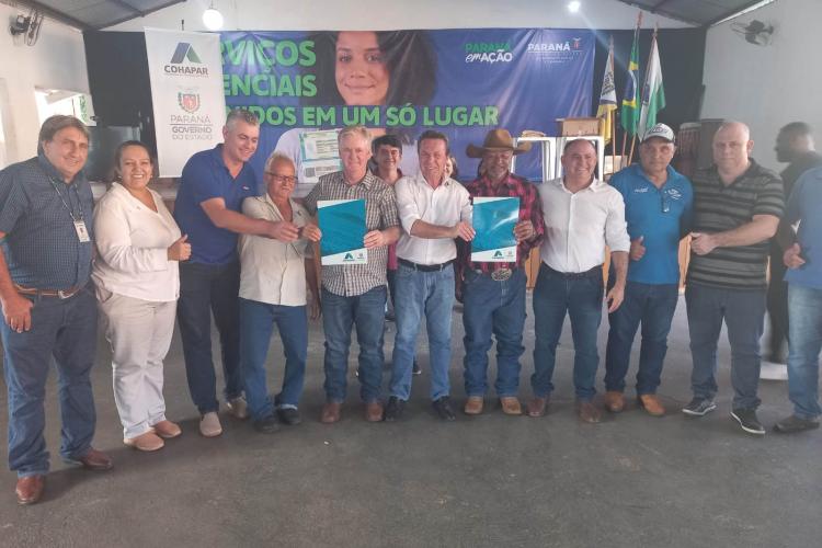COHAPAR entrega Títulos de Regularização em Douradina, Ribeirão do Pinhal e Turvo