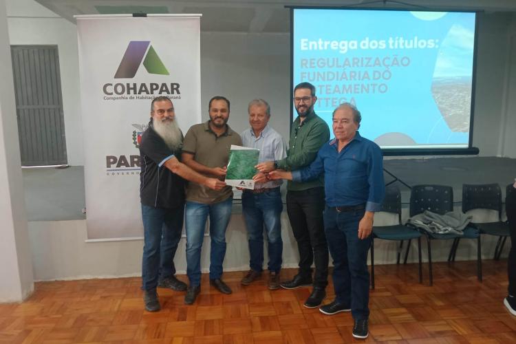 COHAPAR entrega Títulos de Regularização em Douradina, Ribeirão do Pinhal e Turvo