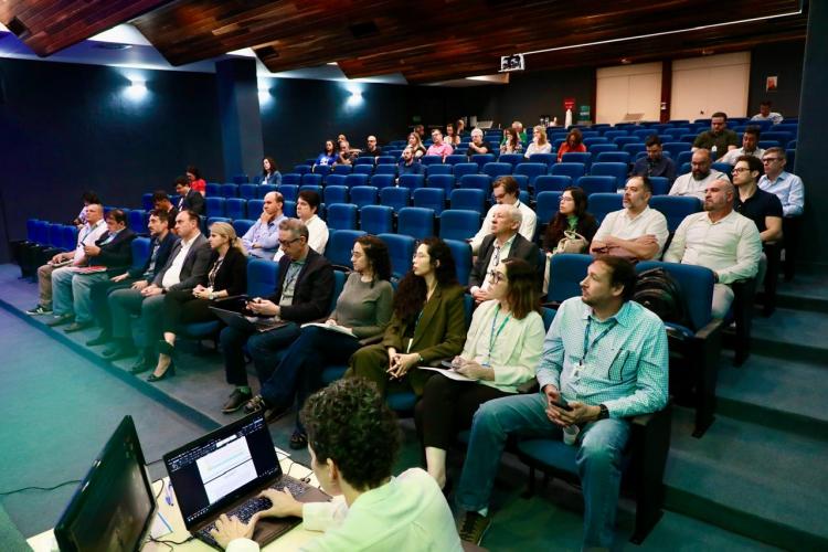 Audiência pública da Fábrica de Ideias discute licitação para obras do futuro hub de inovação