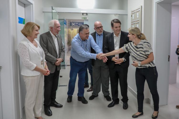 Hospital do Trabalhador de Curitiba ganha novo centro cirúrgico e enfermaria