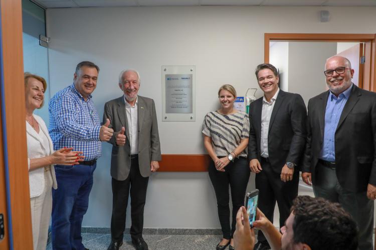 Hospital do Trabalhador de Curitiba ganha novo centro cirúrgico e enfermaria