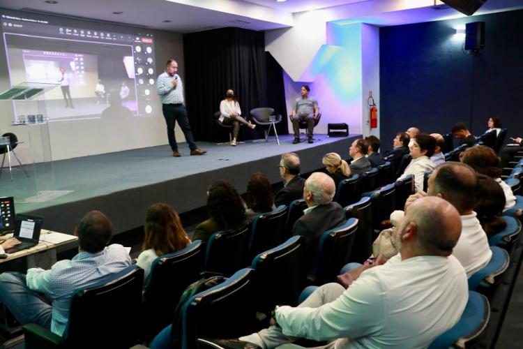 Audiência pública da Fábrica de Ideias discute licitação para obras do futuro hub de inovação