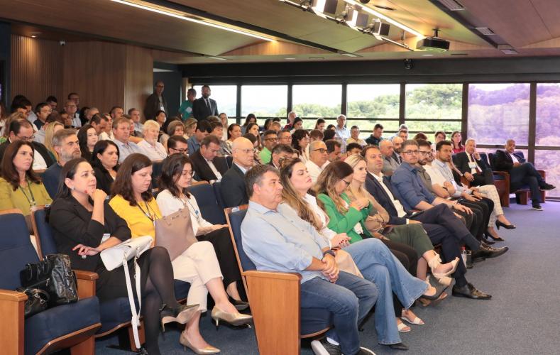 Sustentabilidade: Secretária das Cidades participa do lançamento do Programa Prospera