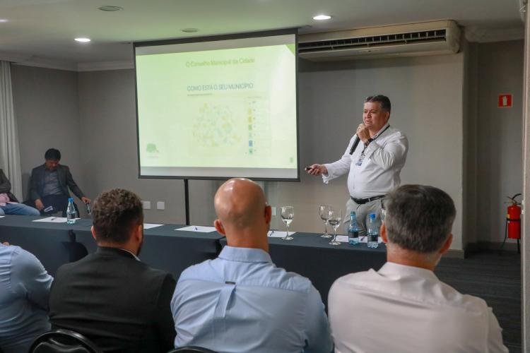 Secid apresenta programas de desenvolvimento urbano e regional aos prefeitos da Região Metropolitana de Curitiba