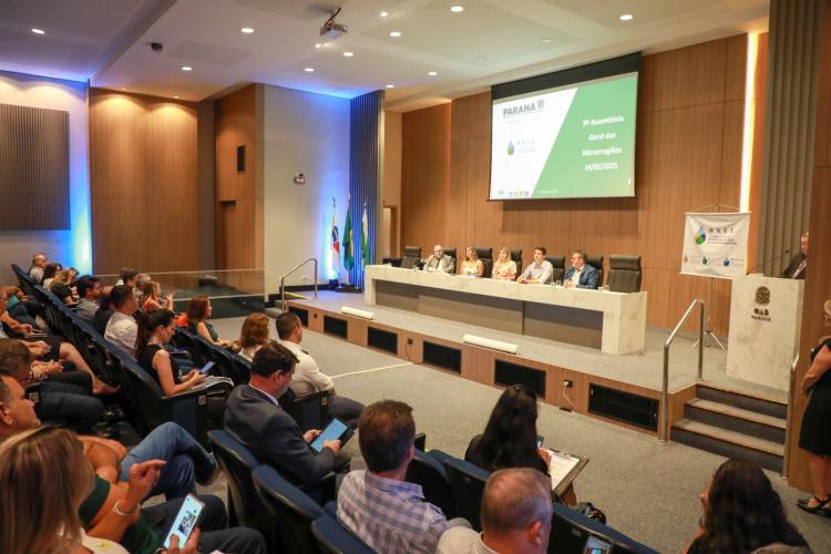 Mais de 300 prefeitos participam de Encontro sobre Novo Modelo de Gestão de Água e Saneamento