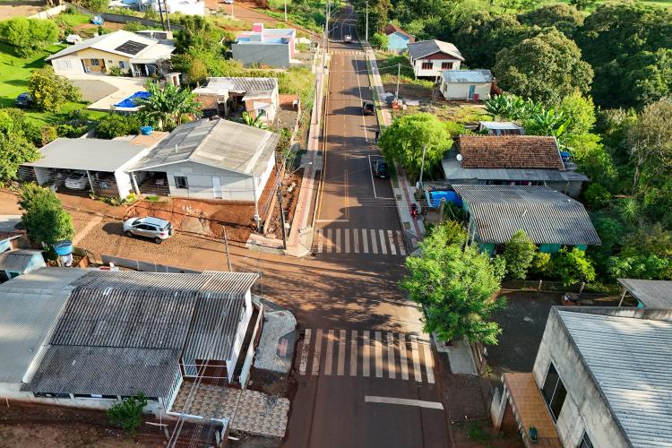 R$ 1 bilhão em pavimentação Asfalto Novo, Vida Nova transforma as pequenas cidades